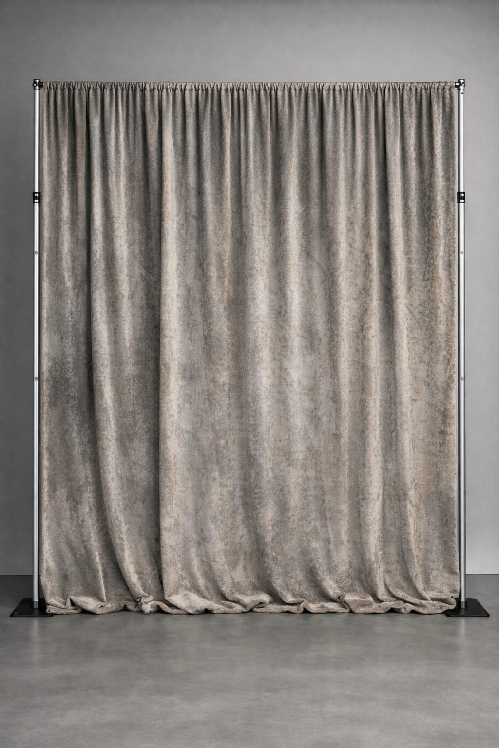 Curtain Velour Taupe